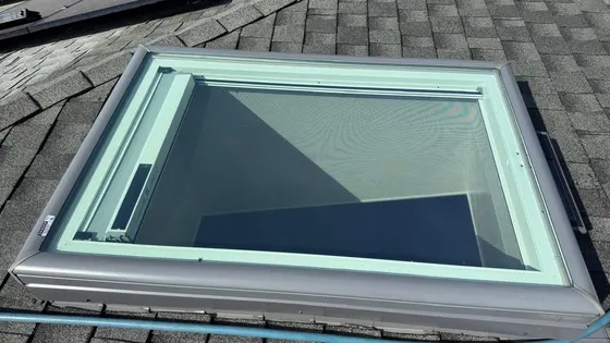 Window glazing detail