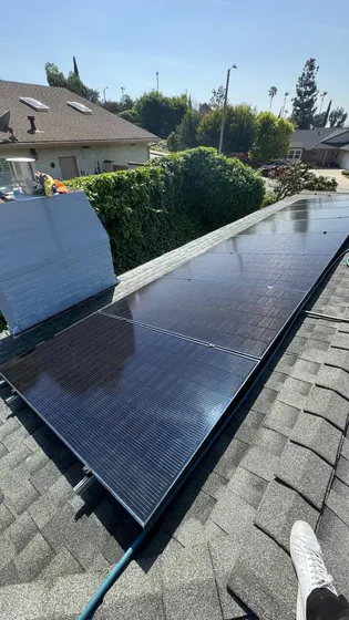 Solar cleaning from roof level